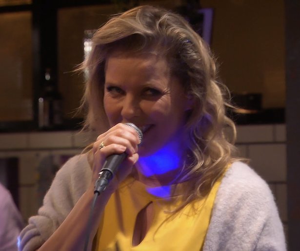 linda roos en jessica